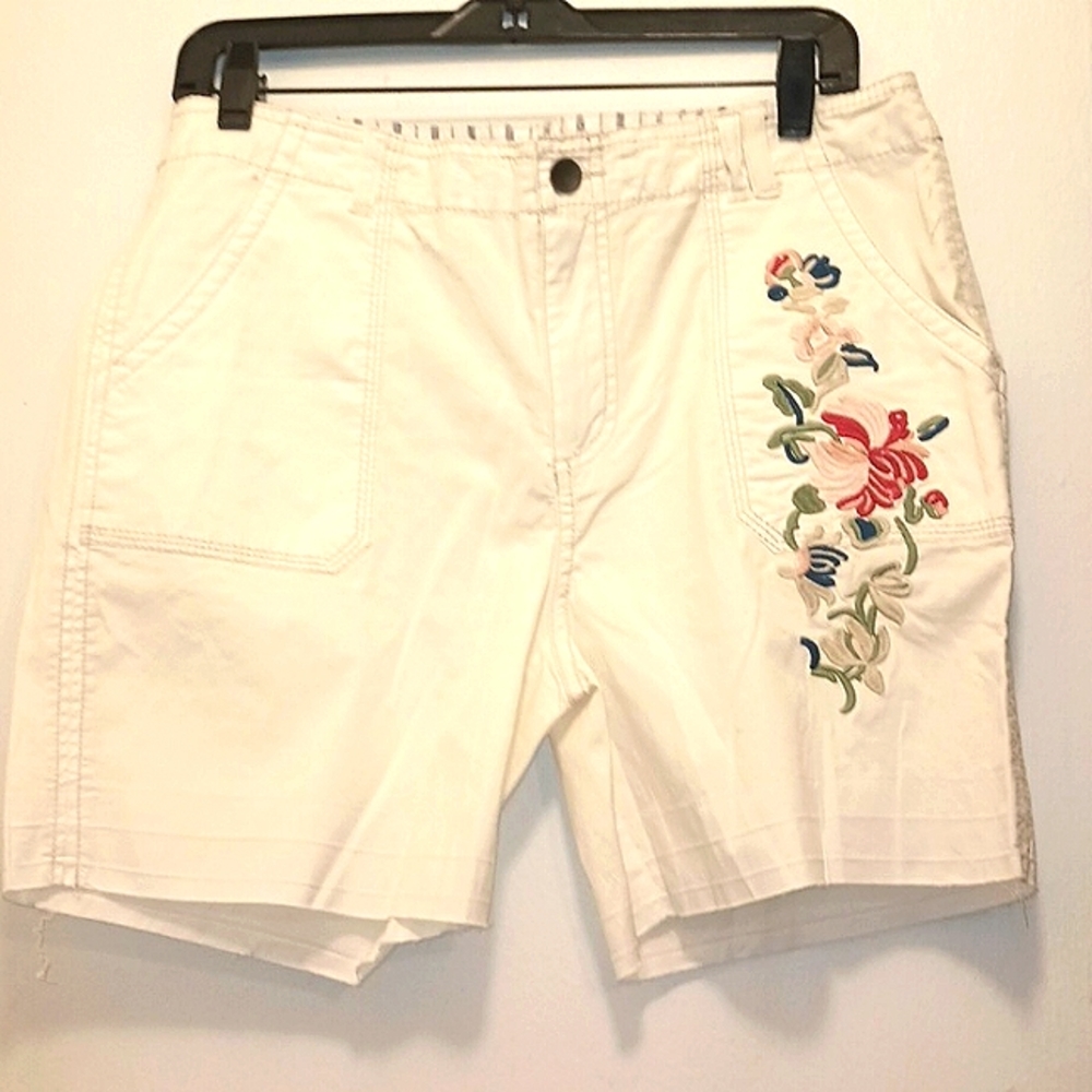 MARRAKESH WHITE COTTON EMBROIDERED SHORTS